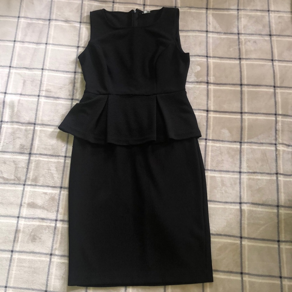 Black midi peplum dress ELLE